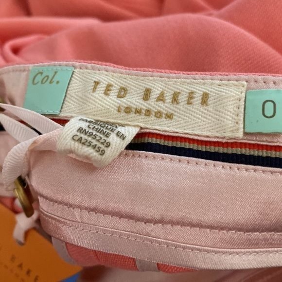 TED BAKER London Rayon Coral Crossover Culottes NWT - Picture 9 of 9